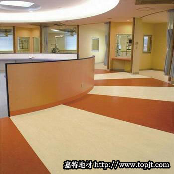 同質(zhì)透心pvc地板